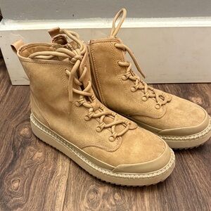 Universal Thread Tan Lace Up Boots